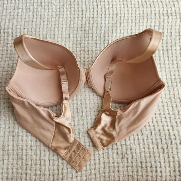 Vanity Fair tan bra 38C - Picture 6 of 7